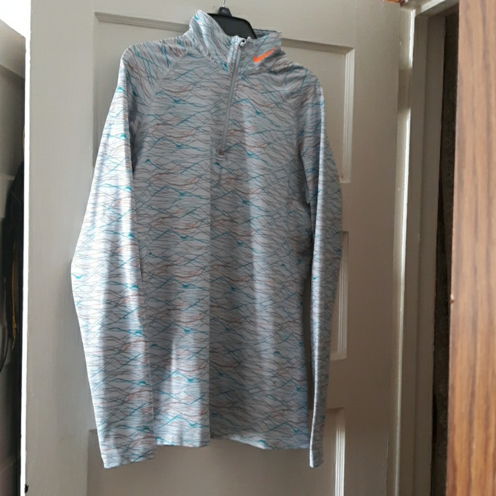 Womens Activewear Nike shirt